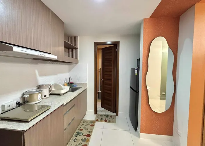 Nm 1br With Balcony At Horizons 101 Aparthotel Cebu