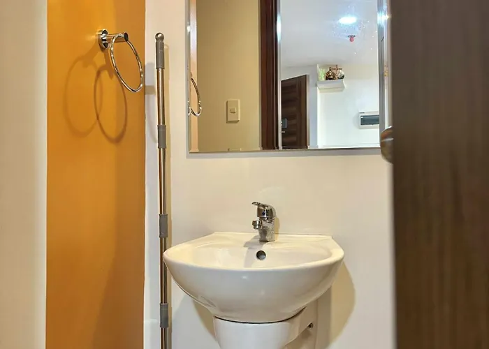 Nm 1br With Balcony At Horizons 101 Aparthotel Cebu